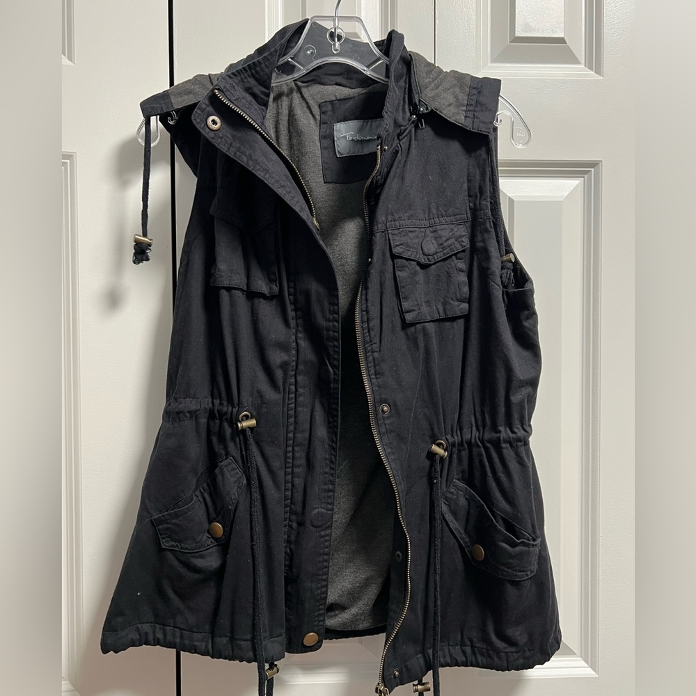 Black Cargo Vest